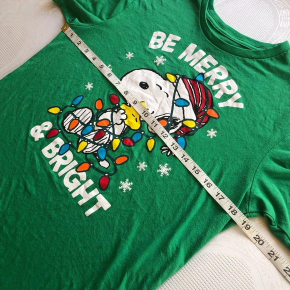 Peanuts Snoopy Holidays Graphic Green T-Shirt Youth Women’s Size 18(XXL) - Picture 8 of 16